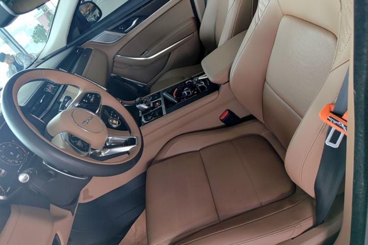 Used Jaguar XFL 2024 2.0T P250 Two-Wheel Drive Prestige Luxury Edition Left Front Seat