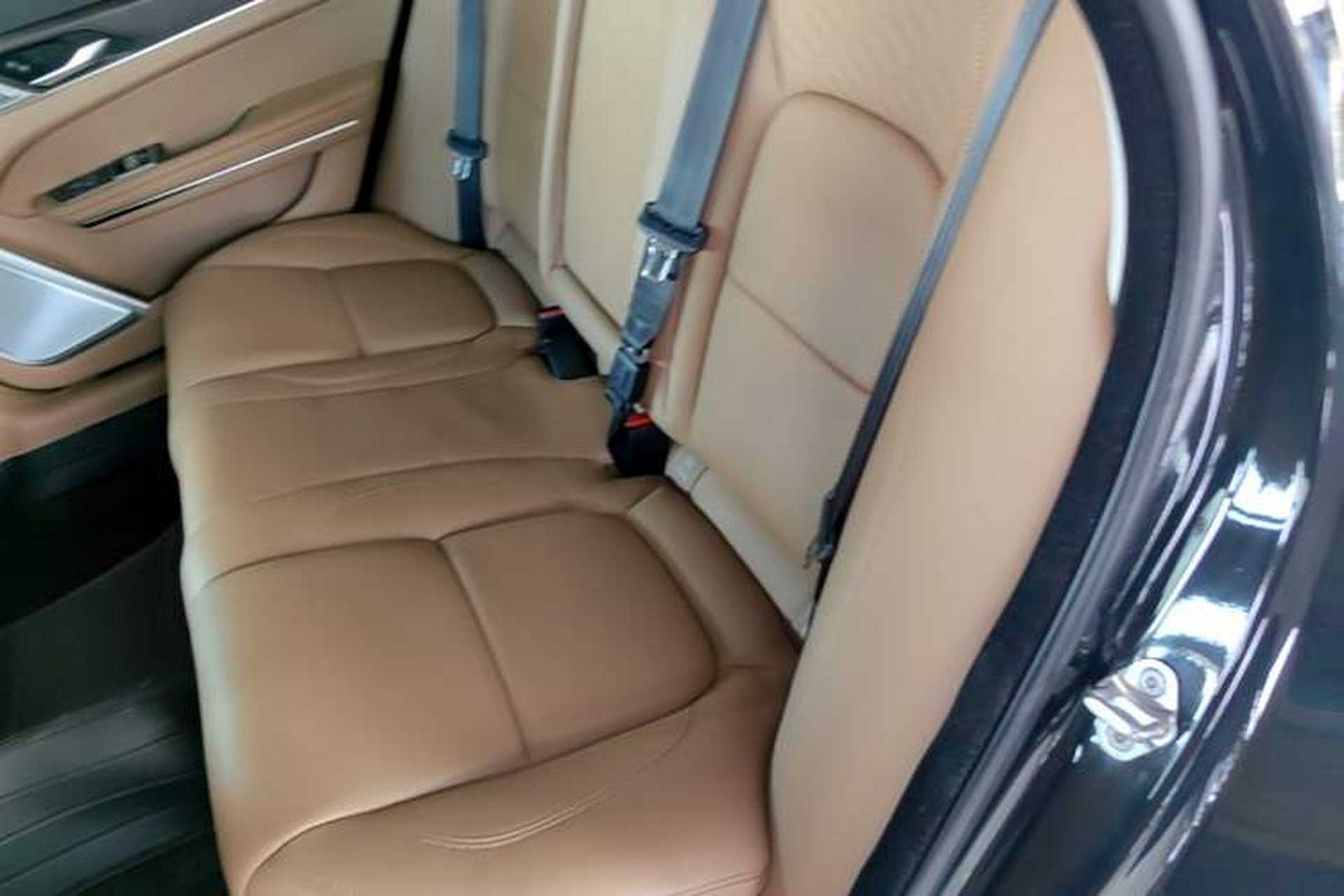 Used Jaguar XFL 2024 2.0T P250 Two-Wheel Drive Prestige Luxury Edition Left Rear Seat