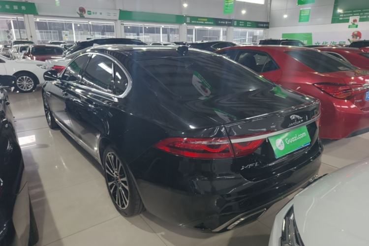 Used Jaguar XFL 2024 2.0T P250 Two-Wheel Drive Prestige Luxury Edition Rear Left 45 Deg