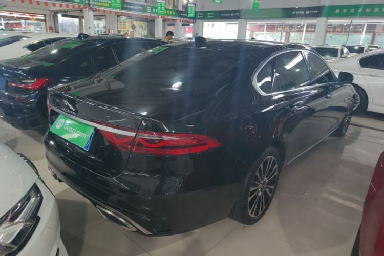 Used Jaguar XFL 2024 2.0T P250 Two-Wheel Drive Prestige Luxury Edition Rear Right 45 Deg