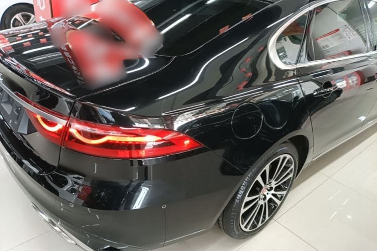 Used Jaguar XFL 2024 2.0T P250 Two-Wheel Drive Prestige Luxury Edition Rear Right 45 Deg