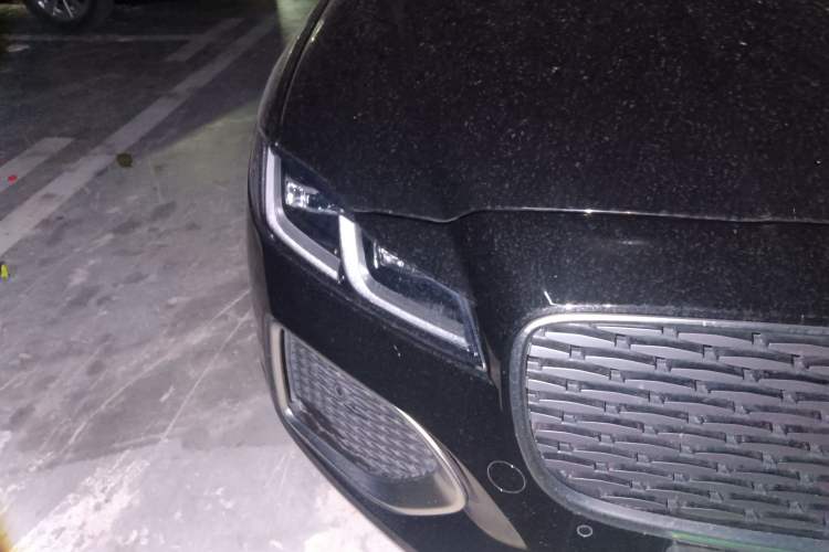 Used Jaguar XFL 2024 2.0T P250 Two-Wheel Drive Prestige Luxury Edition Right Front Headlight