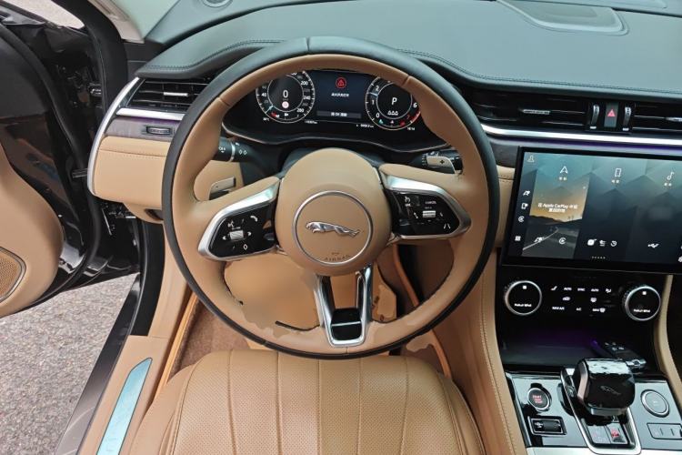 Used Jaguar XFL 2024 2.0T P250 Two-Wheel Drive Prestige Luxury Edition Steering Wheel