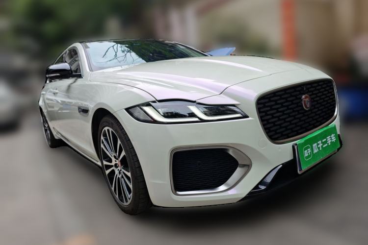 Used Jaguar XFL 2024 2.0T P250 Two-Wheel Drive Prestige Luxury Edition Front Right 45 Deg