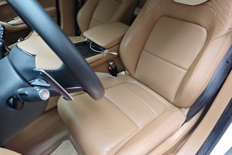 Used Jaguar XFL 2024 2.0T P250 Two-Wheel Drive Prestige Luxury Edition Left Front Seat