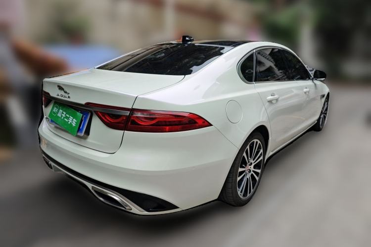 Used Jaguar XFL 2024 2.0T P250 Two-Wheel Drive Prestige Luxury Edition Rear Right 45 Deg
