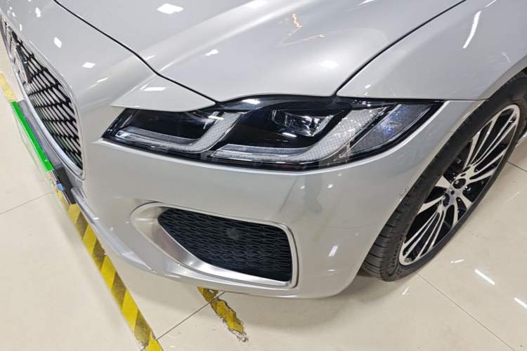 Used Jaguar XFL 2024 2.0T P250 Two-Wheel Drive Prestige Luxury Edition Left Front Headlight
