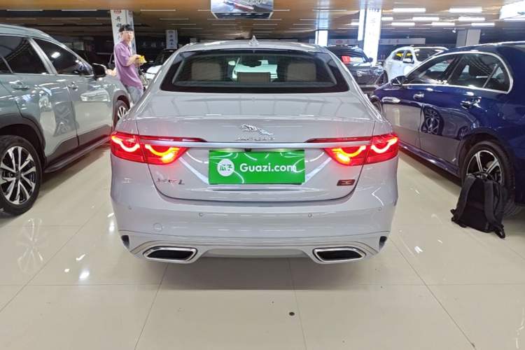 Used Jaguar XFL 2024 2.0T P250 Two-Wheel Drive Prestige Luxury Edition Rear