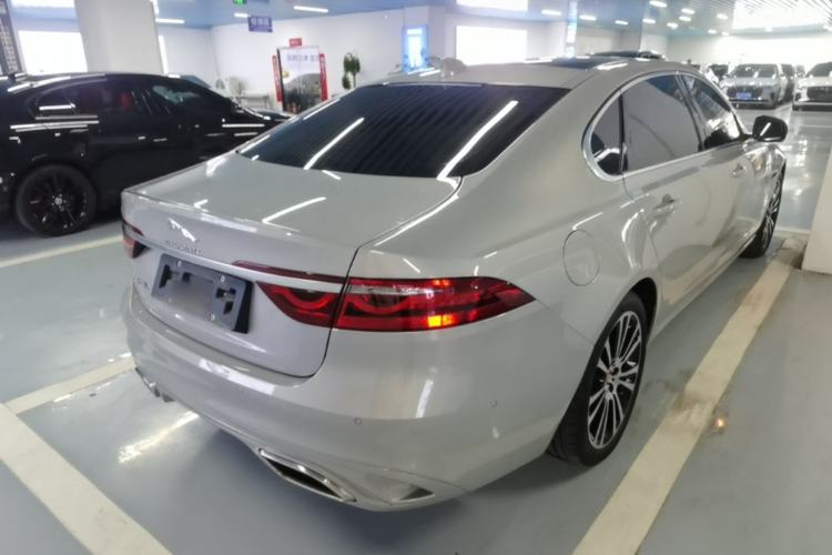 Used Jaguar XFL 2024 2.0T P250 Two-Wheel Drive Prestige Luxury Edition Rear Right 45 Deg