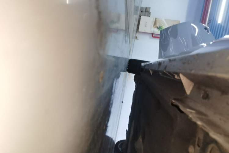 Used Jaguar XFL 2024 2.0T P250 Two-Wheel Drive Prestige Luxury Edition Right Side Sill
