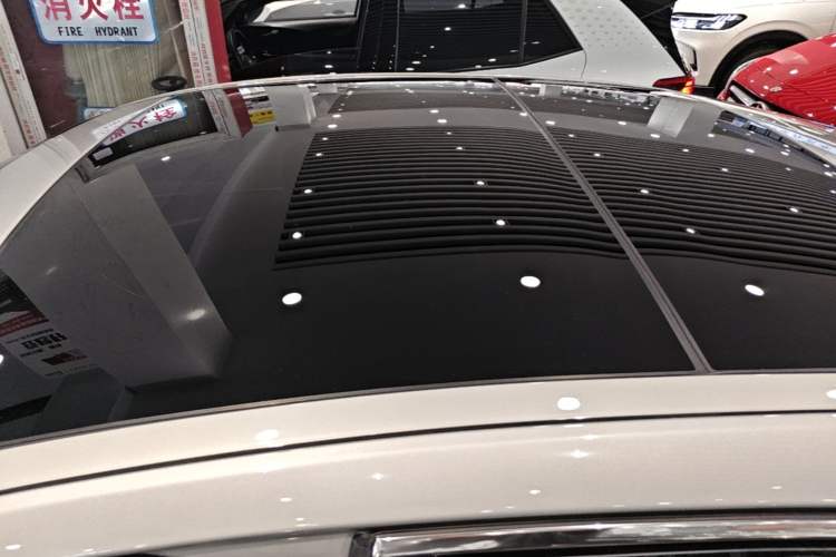 Used Jaguar XFL 2024 2.0T P250 Two-Wheel Drive Prestige Luxury Edition Roof