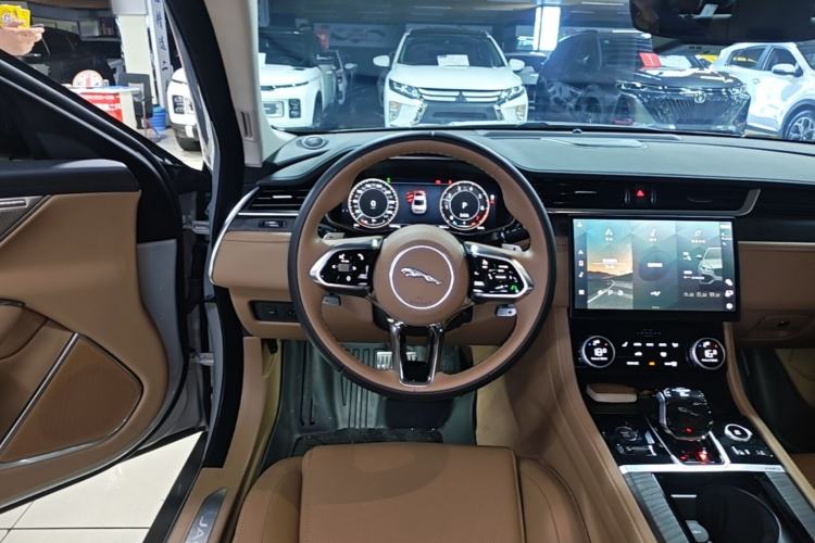 Used Jaguar XFL 2024 2.0T P250 Two-Wheel Drive Prestige Luxury Edition Steering Wheel
