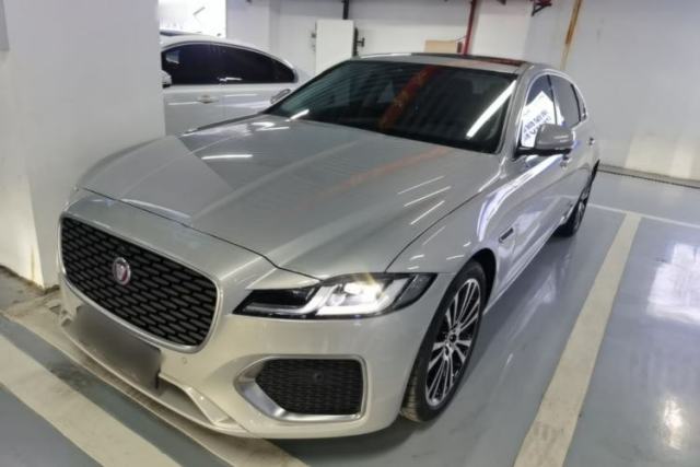Used Jaguar XFL 2024 2.0T P250 Two-Wheel Drive Prestige Luxury Edition