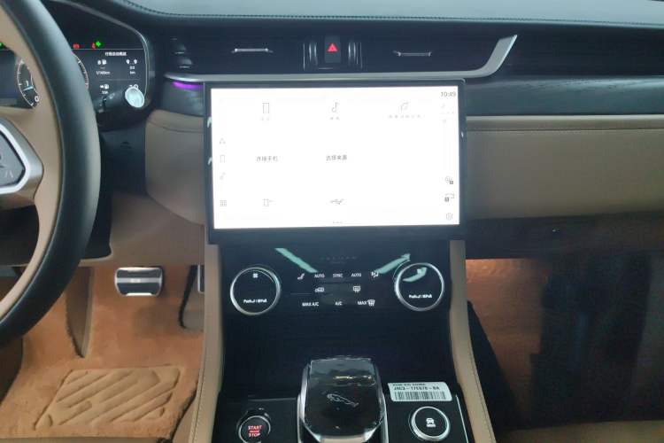 Used Jaguar XFL 2024 2.0T P250 Two-Wheel Drive Prestige Luxury Edition Audio And AC Panel