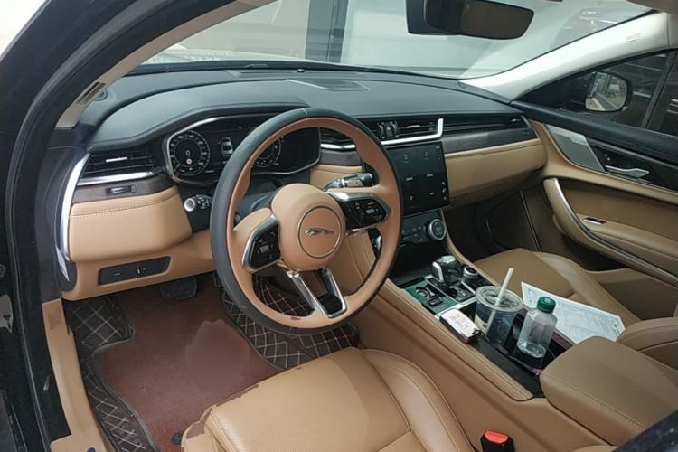 Used Jaguar XFL 2024 2.0T P250 Two-Wheel Drive Prestige Luxury Edition Center Console