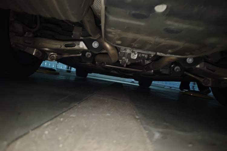 Used Jaguar XFL 2024 2.0T P250 Two-Wheel Drive Prestige Luxury Edition Chassis Rear