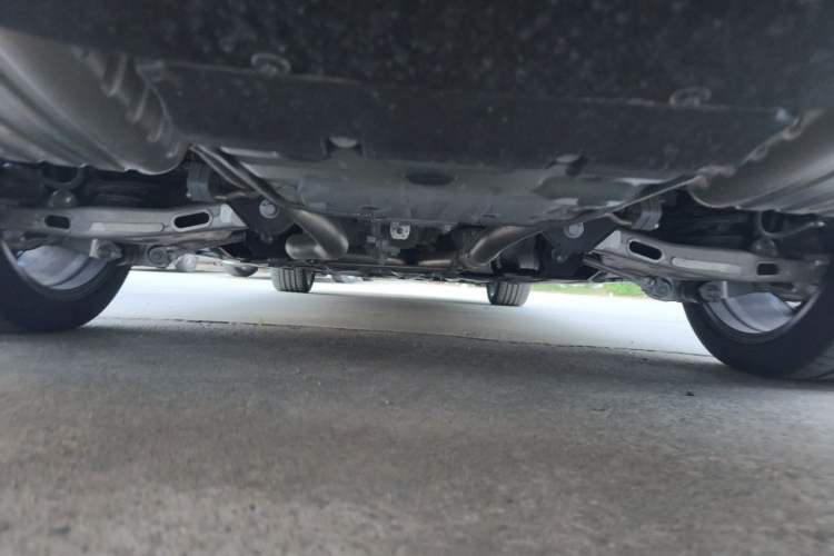 Used Jaguar XFL 2024 2.0T P250 Two-Wheel Drive Prestige Luxury Edition Chassis Rear