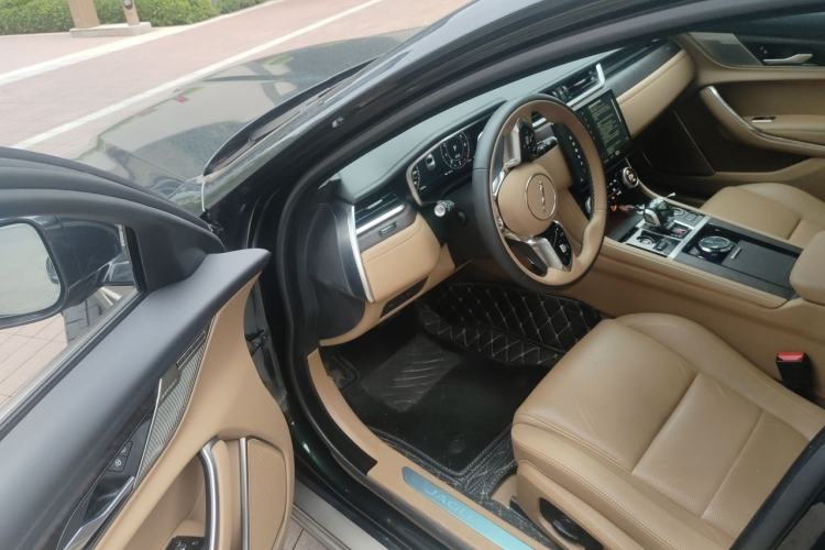 Used Jaguar XFL 2024 2.0T P250 Two-Wheel Drive Prestige Luxury Edition Driver Seat