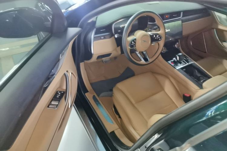 Used Jaguar XFL 2024 2.0T P250 Two-Wheel Drive Prestige Luxury Edition Driver Seat