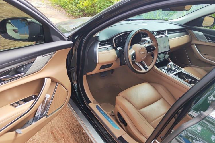 Used Jaguar XFL 2024 2.0T P250 Two-Wheel Drive Prestige Luxury Edition Driver Seat