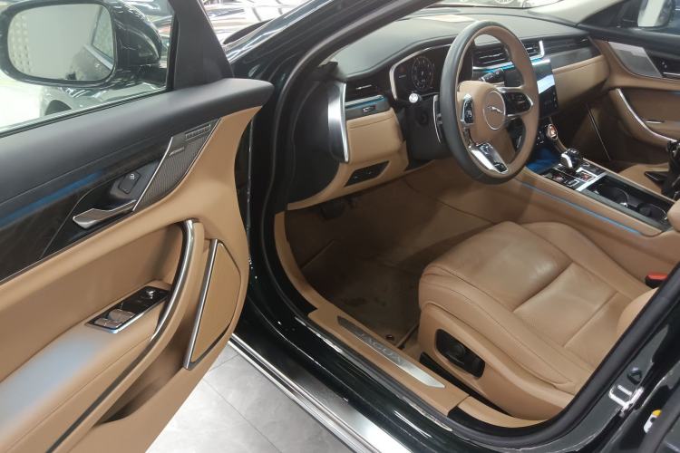 Used Jaguar XFL 2024 2.0T P250 Two-Wheel Drive Prestige Luxury Edition Driver Seat