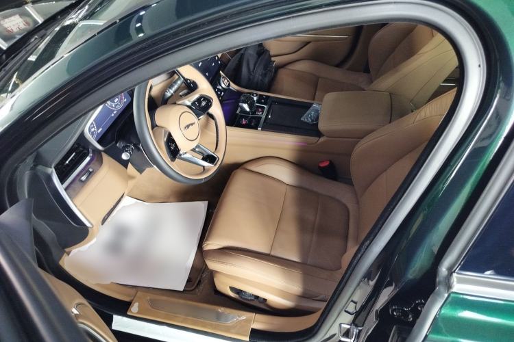Used Jaguar XFL 2024 2.0T P250 Two-Wheel Drive Prestige Luxury Edition Driver Seat