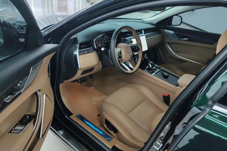 Used Jaguar XFL 2024 2.0T P250 Two-Wheel Drive Prestige Luxury Edition Driver Seat