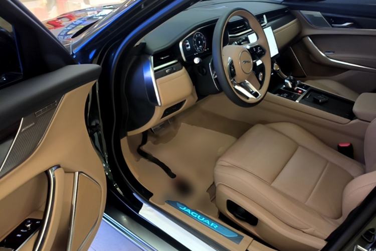 Used Jaguar XFL 2024 2.0T P250 Two-Wheel Drive Prestige Luxury Edition Driver Seat