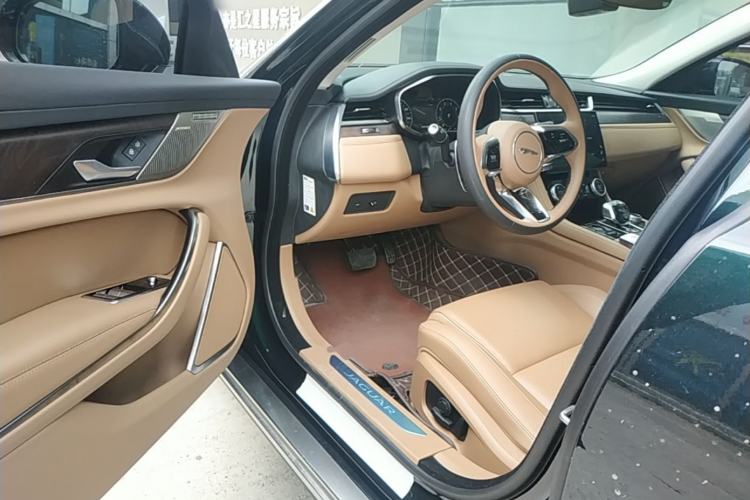Used Jaguar XFL 2024 2.0T P250 Two-Wheel Drive Prestige Luxury Edition Driver Seat