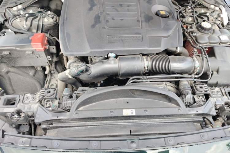 Used Jaguar XFL 2024 2.0T P250 Two-Wheel Drive Prestige Luxury Edition Engine Bay