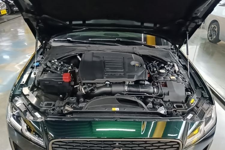Used Jaguar XFL 2024 2.0T P250 Two-Wheel Drive Prestige Luxury Edition Engine Bay