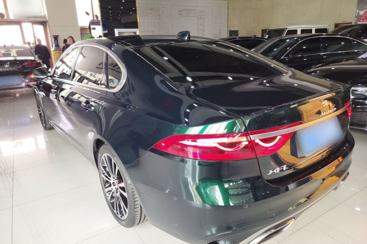 Used Jaguar XFL 2024 2.0T P250 Two-Wheel Drive Prestige Luxury Edition Exterior 2