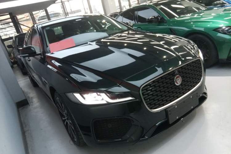 Used Jaguar XFL 2024 2.0T P250 Two-Wheel Drive Prestige Luxury Edition Exterior 2
