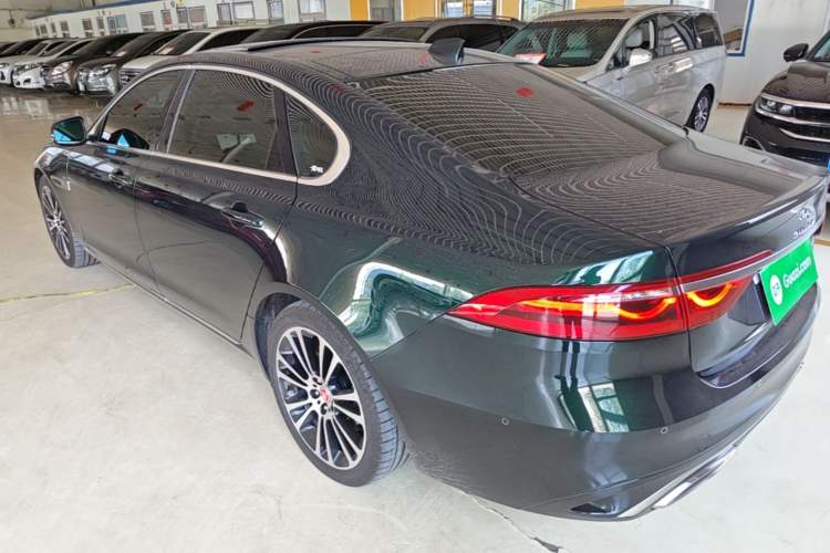 Used Jaguar XFL 2024 2.0T P250 Two-Wheel Drive Prestige Luxury Edition Exterior 2