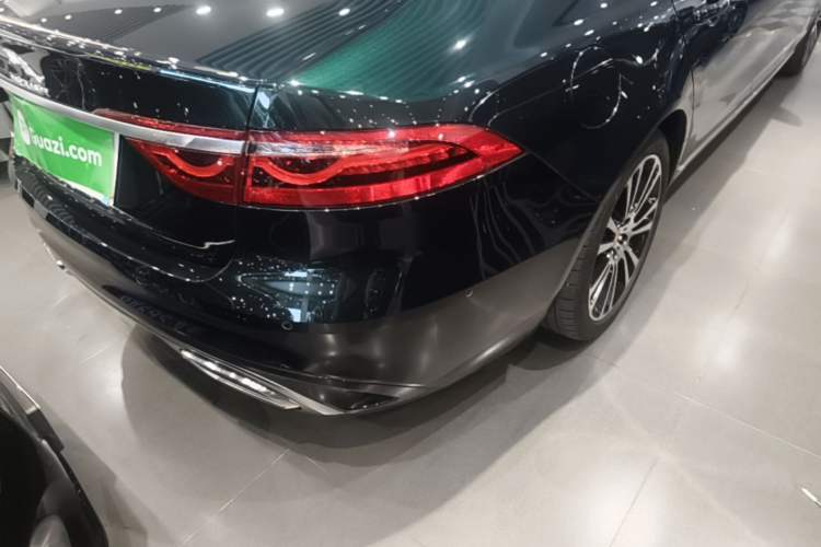 Used Jaguar XFL 2024 2.0T P250 Two-Wheel Drive Prestige Luxury Edition Exterior 3