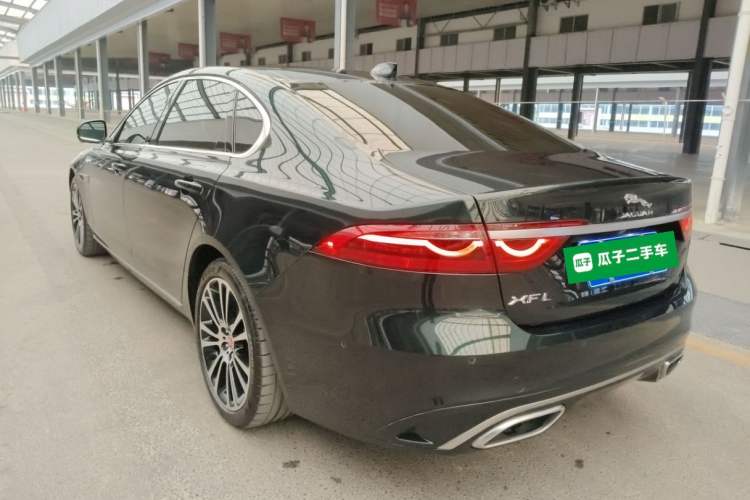 Used Jaguar XFL 2024 2.0T P250 Two-Wheel Drive Prestige Luxury Edition Exterior 3