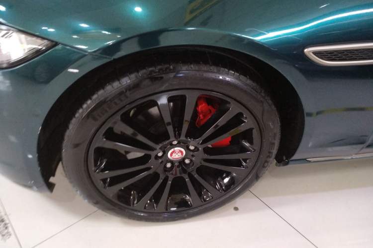 Used Jaguar XFL 2024 2.0T P250 Two-Wheel Drive Prestige Luxury Edition Exterior 7