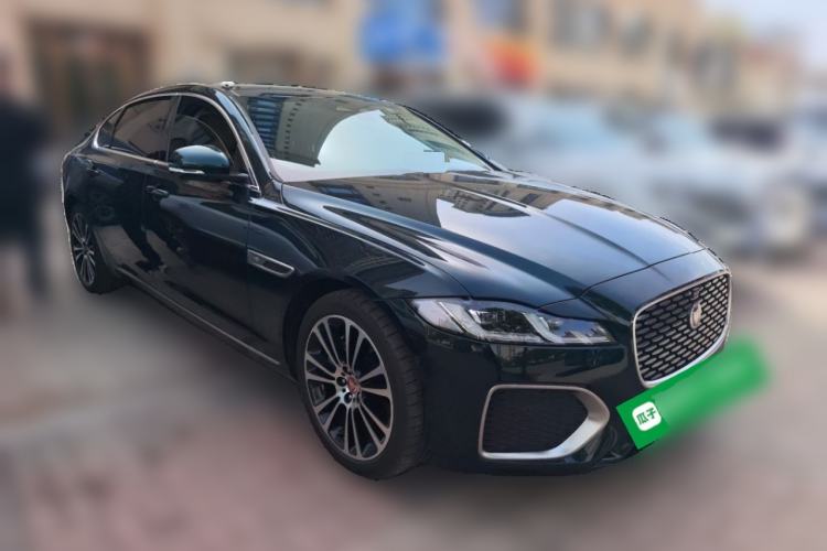 Used Jaguar XFL 2024 2.0T P250 Two-Wheel Drive Prestige Luxury Edition Front Right 45 Deg