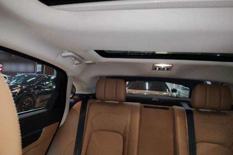 Used Jaguar XFL 2024 2.0T P250 Two-Wheel Drive Prestige Luxury Edition Headliner