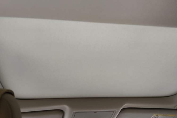 Used Jaguar XFL 2024 2.0T P250 Two-Wheel Drive Prestige Luxury Edition Headliner