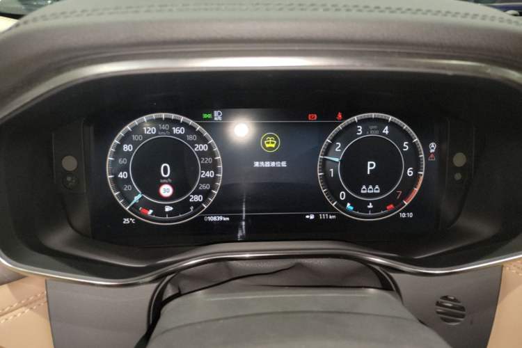 Used Jaguar XFL 2024 2.0T P250 Two-Wheel Drive Prestige Luxury Edition Instrument Cluster