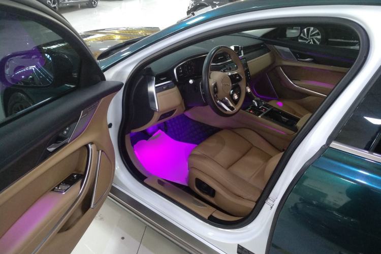Used Jaguar XFL 2024 2.0T P250 Two-Wheel Drive Prestige Luxury Edition Interior 3