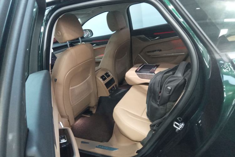 Used Jaguar XFL 2024 2.0T P250 Two-Wheel Drive Prestige Luxury Edition Interior 4