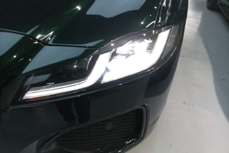 Used Jaguar XFL 2024 2.0T P250 Two-Wheel Drive Prestige Luxury Edition Left Front Headlight