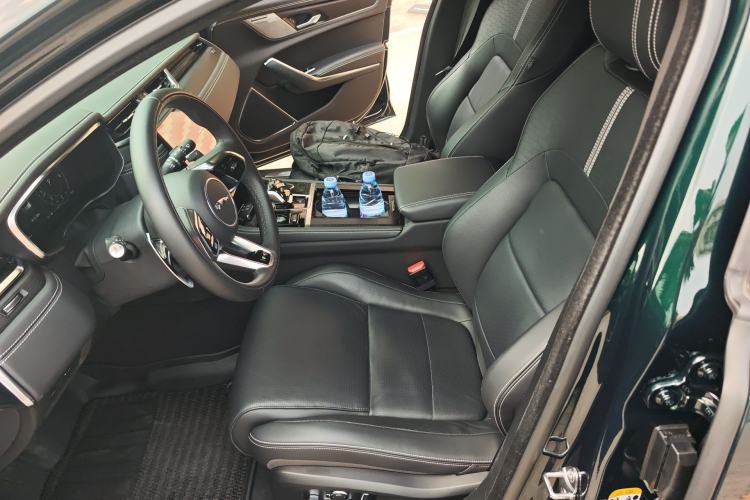 Used Jaguar XFL 2024 2.0T P300 Four-Wheel Drive Flagship Sport Gold Edition Left Front Seat