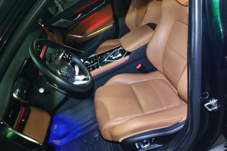 Used Jaguar XFL 2024 2.0T P300 Four-Wheel Drive Flagship Sport Gold Edition Left Front Seat