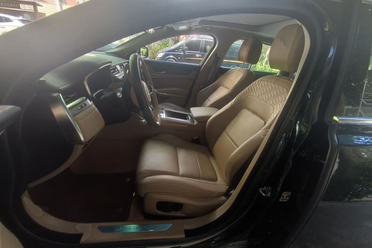 Used Jaguar XFL 2024 2.0T P250 Two-Wheel Drive Prestige Luxury Edition Left Front Seat
