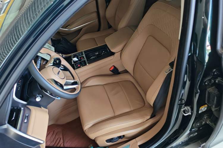 Used Jaguar XFL 2024 2.0T P250 Two-Wheel Drive Prestige Luxury Edition Left Front Seat