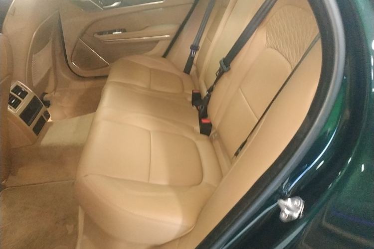 Used Jaguar XFL 2024 2.0T P250 Two-Wheel Drive Prestige Luxury Edition Left Rear Seat
