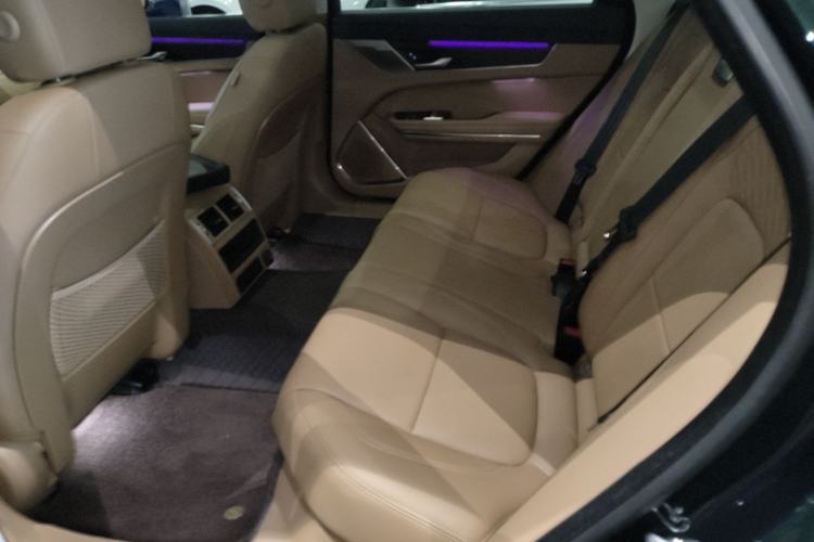 Used Jaguar XFL 2024 2.0T P250 Two-Wheel Drive Prestige Luxury Edition Left Rear Seat